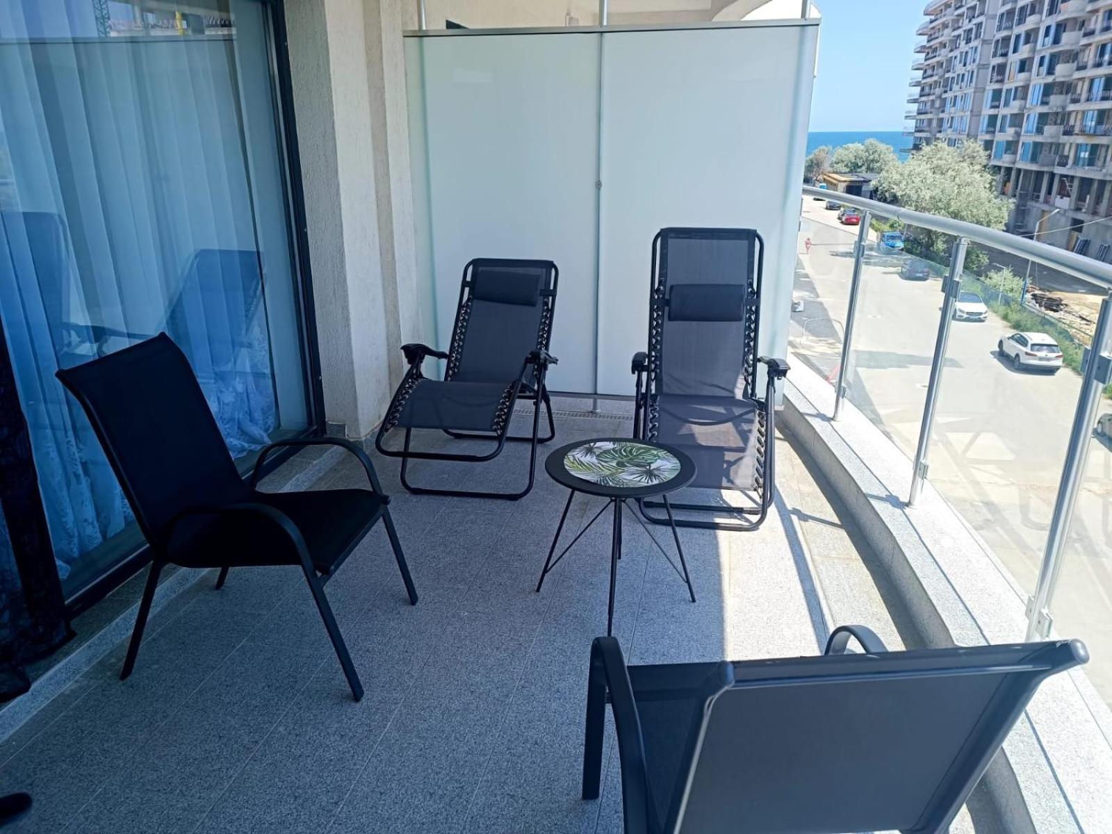 G&A By The Sea Apartment Мамая Екстериор снимка